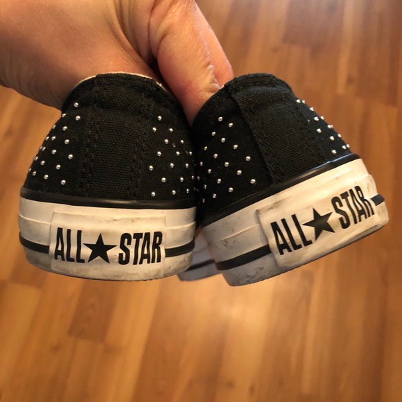 Black studded low top Converse size 5UK/7US - Picture 5 of 5